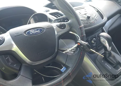 2015 Ford Escape Se из США, поврежденный, VIN 1FMCU0GX2FUB79692